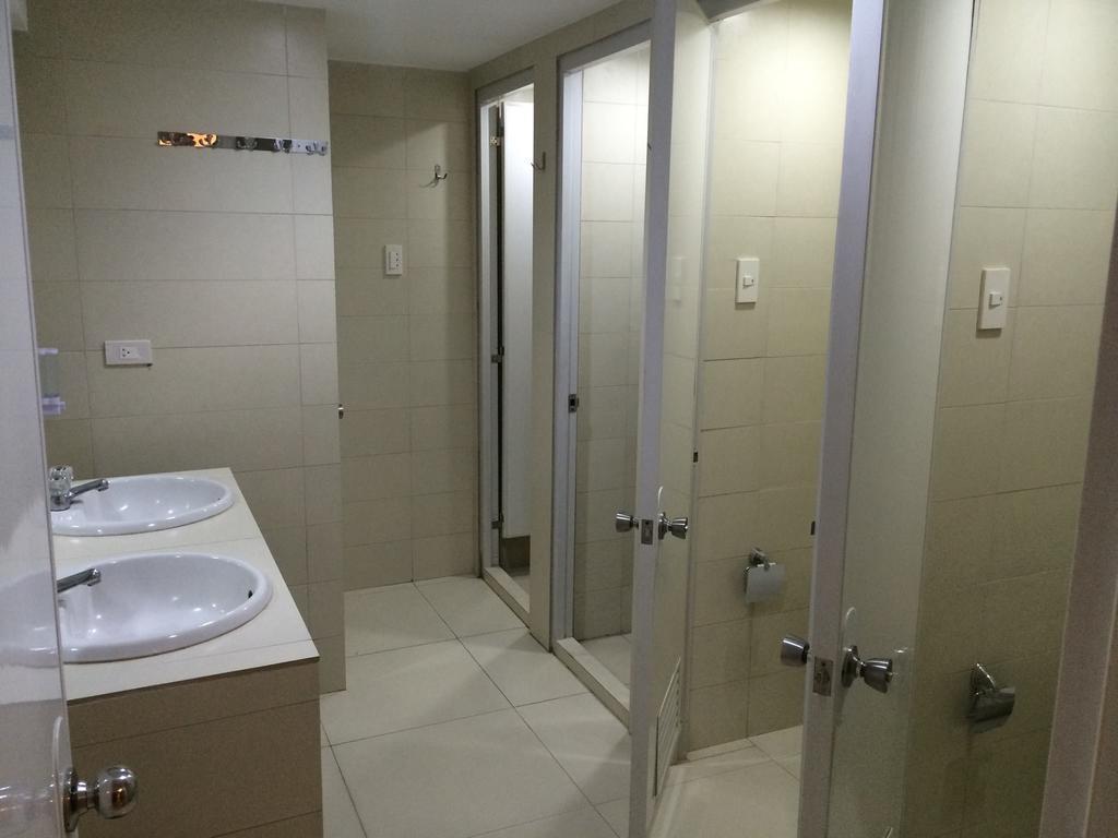 Stone House Hotel Пасай Экстерьер фото