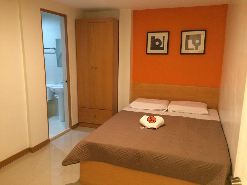 Stone House Hotel Пасай Экстерьер фото